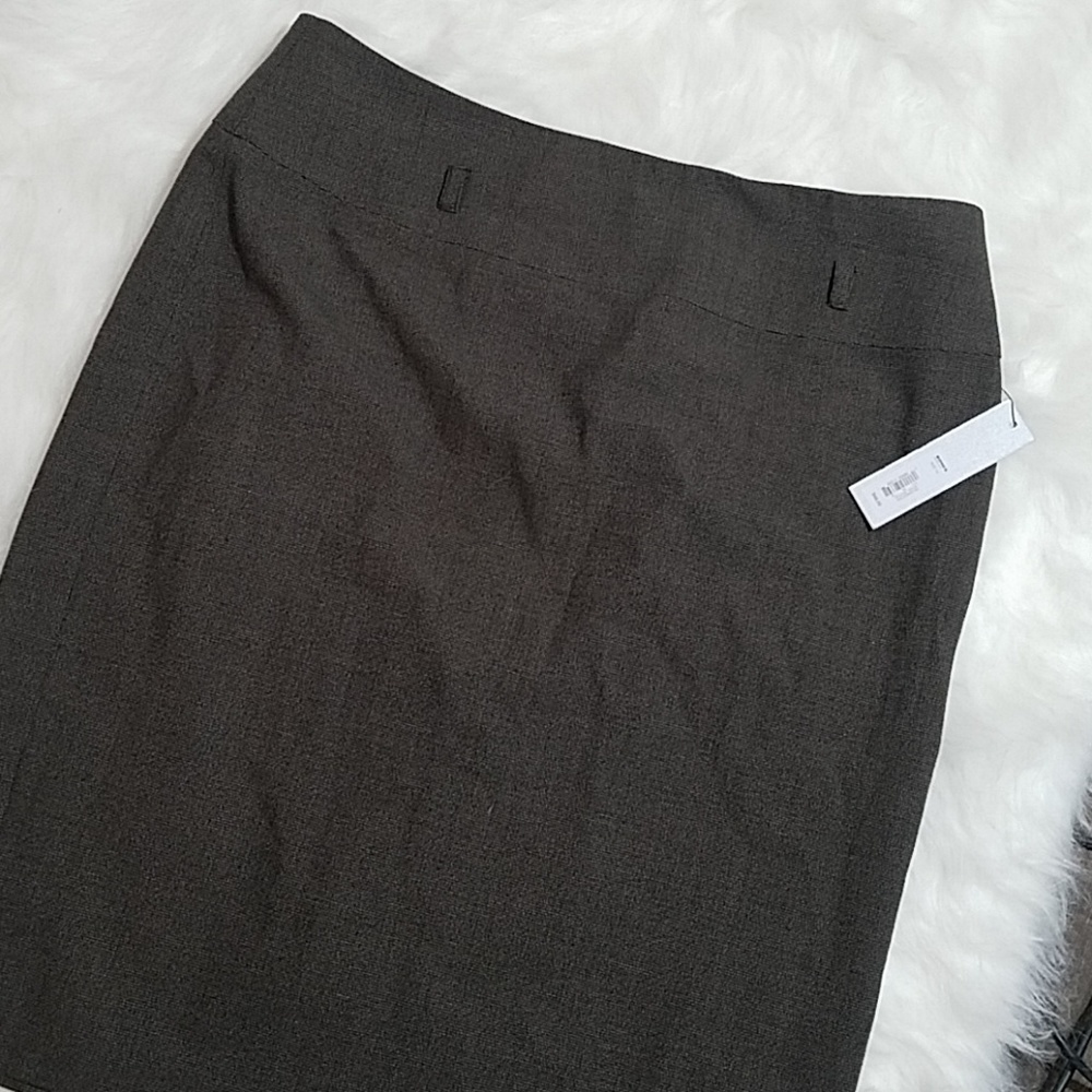 NWT Apt. 9 Plus Size Grey Business Skirt